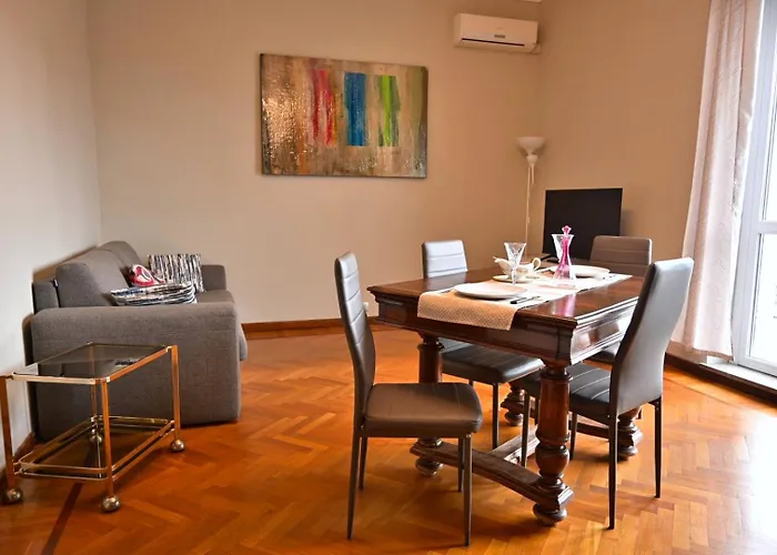 Casa Adriana * Turin